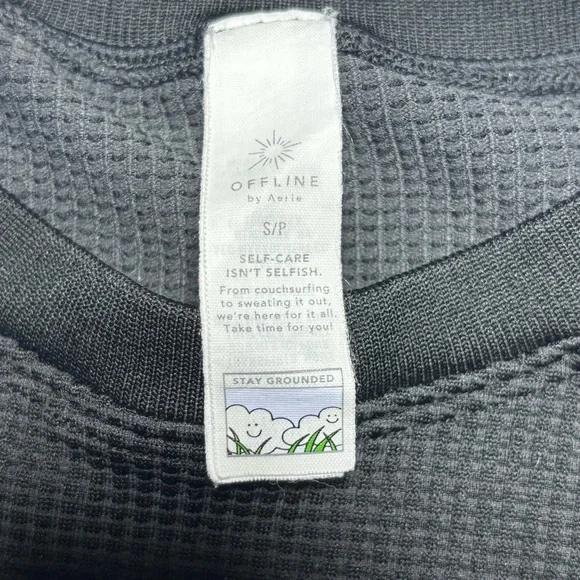 Offline Top Womens Small Aerie Long Sleeve Cropped Crewneck Compression Active - Picture 2 of 4